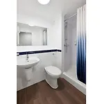 Travelodge Hull Road 3*