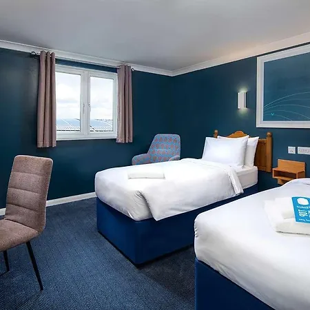 Travelodge Hull Road 3*