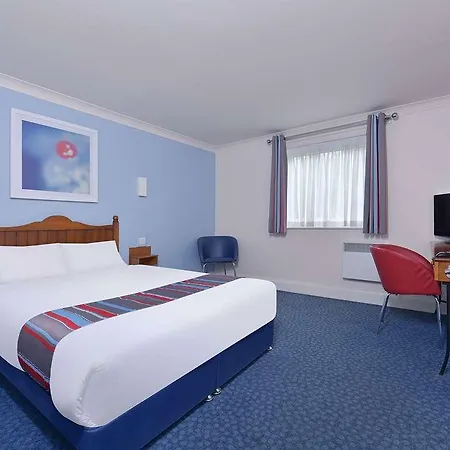 Travelodge Hull Road Hotel 3*