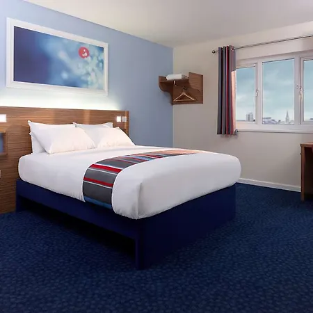 Travelodge Hull Road Hotel 3*