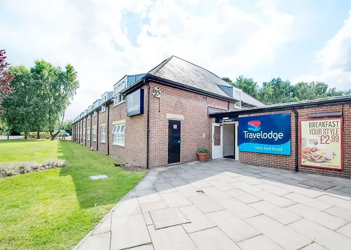 Travelodge Hull Road Hotel 3*